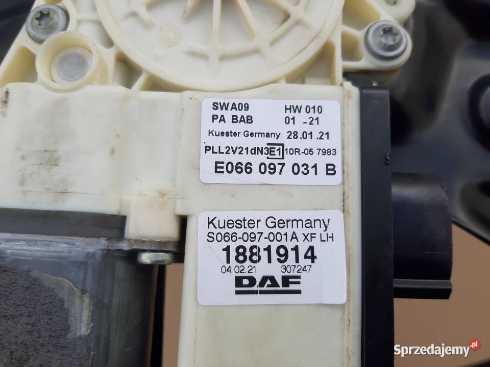 DAF XF SILNIK SZYBY LEWEJ 1881914 Części samochodowe Bieleń