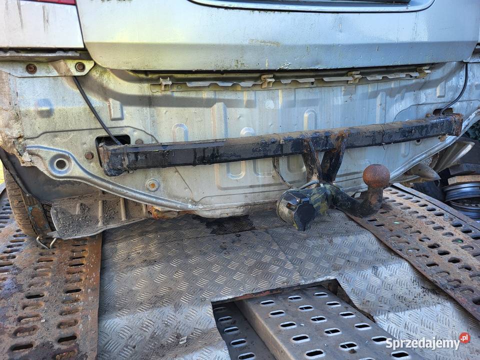 Hak holowniczy kompletny nissan Primera p12 Pułtusk