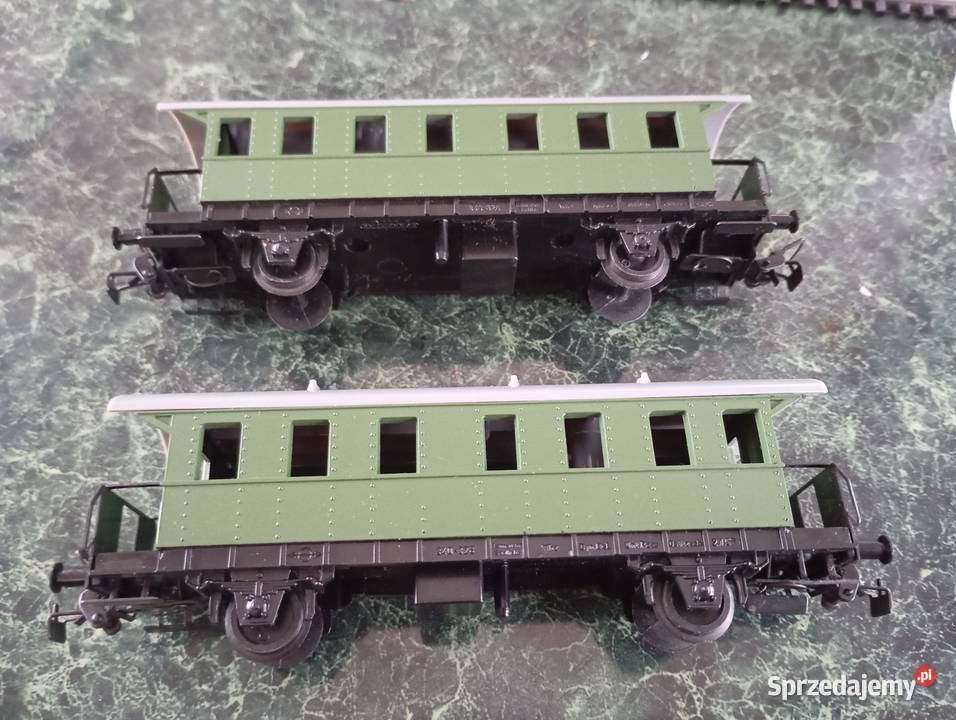 Sprzedam dwa wagony osobowe Piko ho