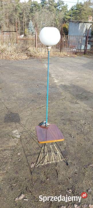 Lampka PRL z gazetnikiem Łódź