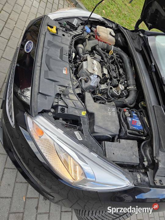 Ford Focus 2017 r gradobiciu ekonomiczna jazda nieuszkodzony Mielec sprzedam