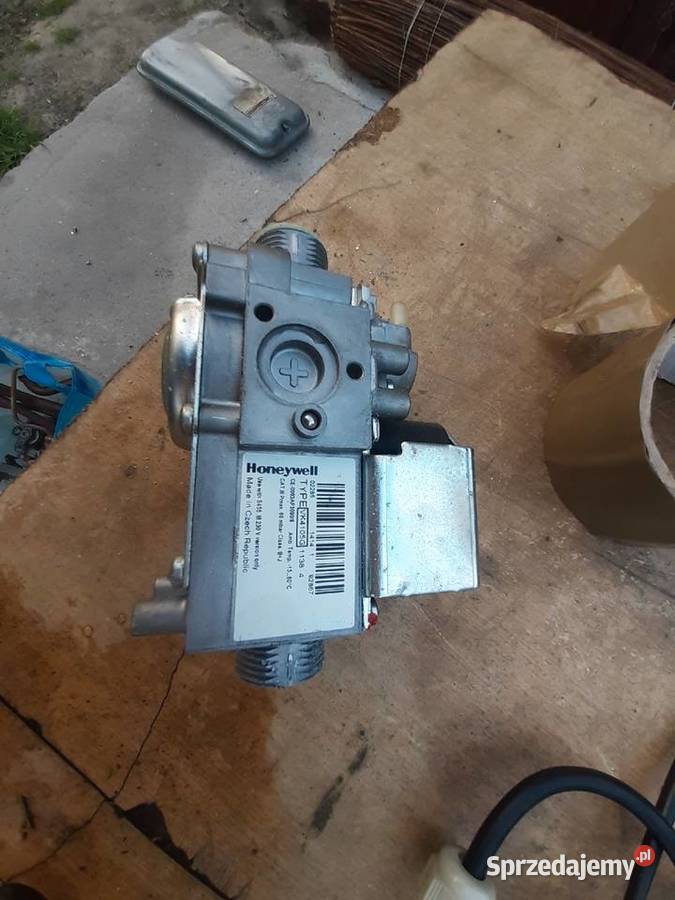 Piec gazowy Unical Idea CS 24 dwuf zam kom Piece i kominki