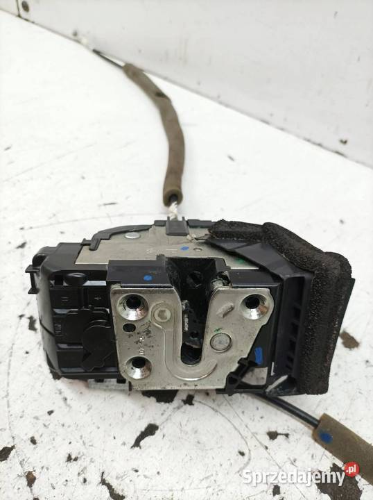 ZAMEK DRZWI PRAWY PRZÓD Renault Kadjar I 2015