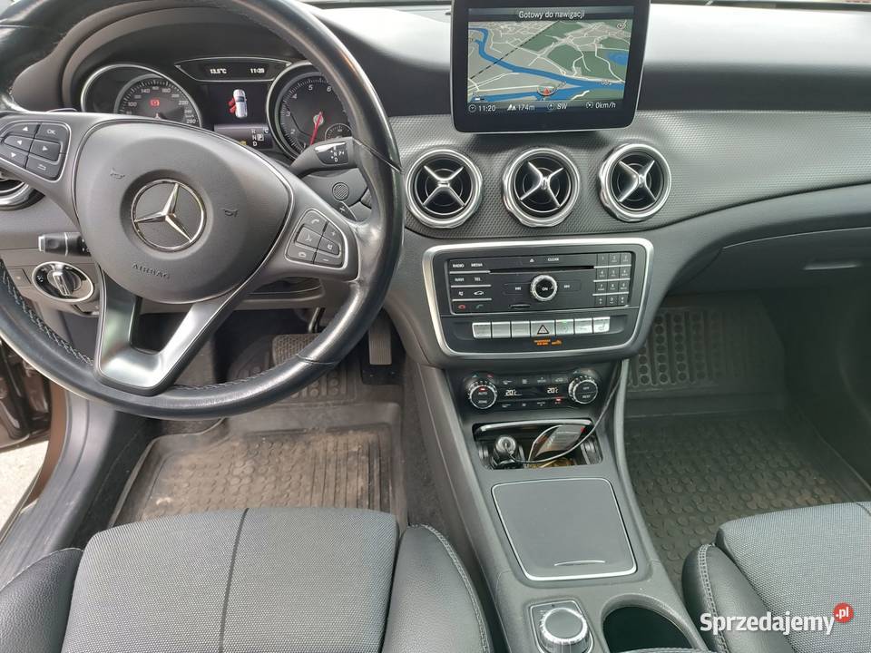 MercedesBenz GLA 180 7GDCT 16 Benzyna 122 2018r Kędzierzyn-Koźle sprzedam