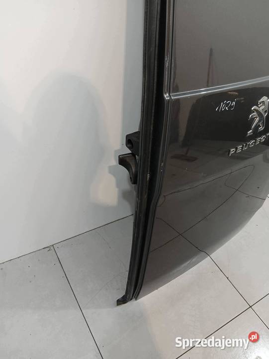 DRZWI PRAWE TYŁ SKRZYDEŁKO EVL Peugeot Expert świętokrzyskie