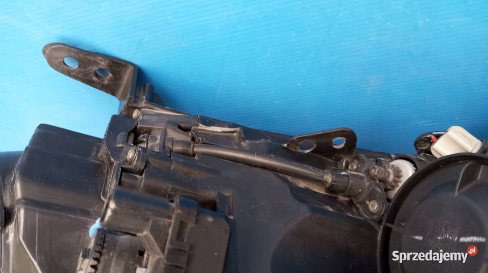 LAMPA REFLEKTOR LEWY PRZÓD INFINITI M35 M45 wielkopolskie