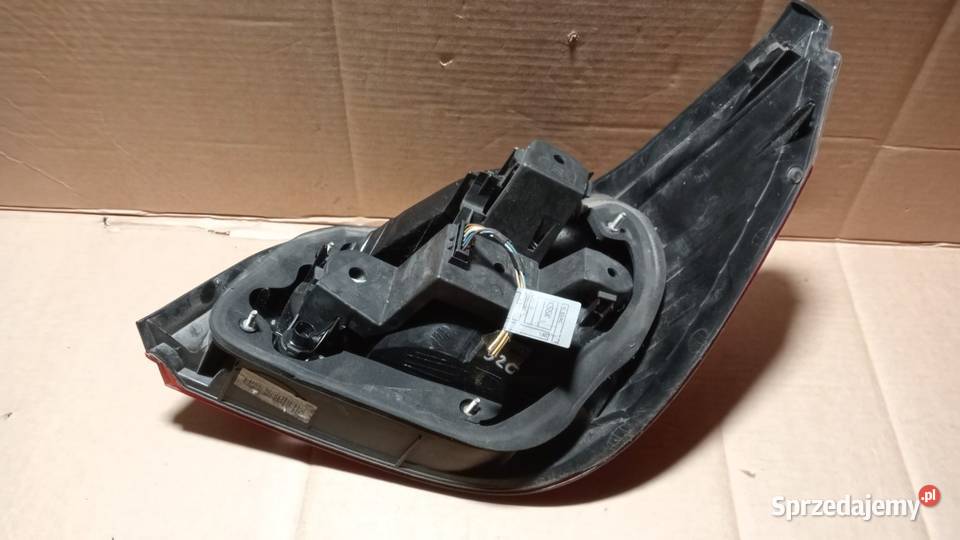 BMW E60 SEDAN LAMPA TYŁ LEWA Zbierkowo sprzedam