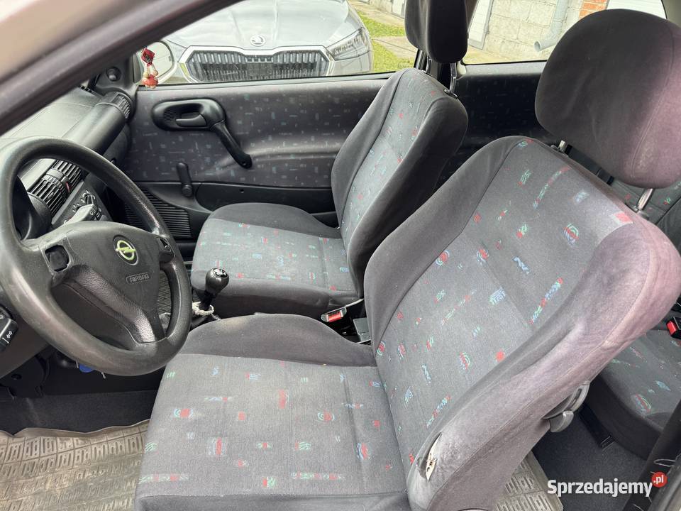 Opel Corsa B 10 Stefanów