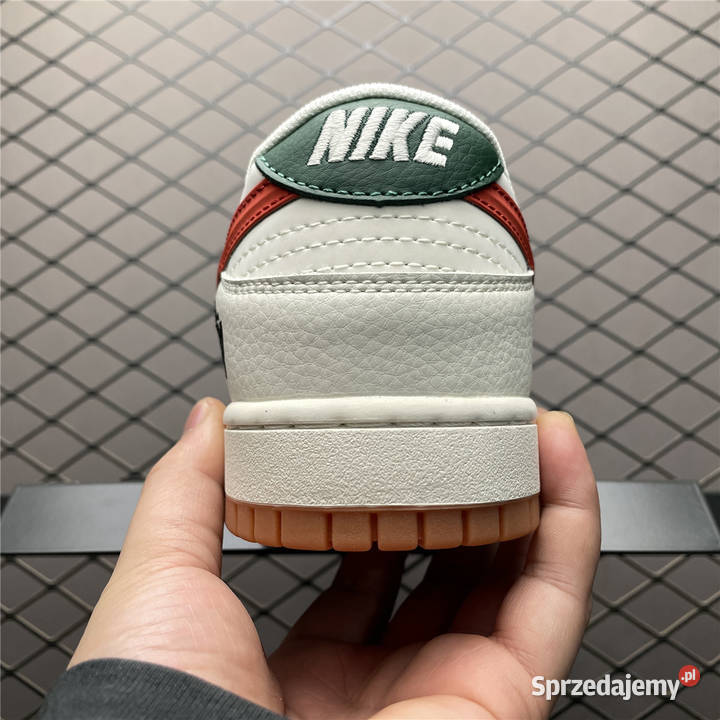 Nike Dunk SB Low buty męskie sporotwe rozmiar 40