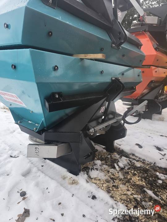 Rozsiewacz do nawozu 200500l DemarolStrumyk Rozsiewacze nawozów Zawichost