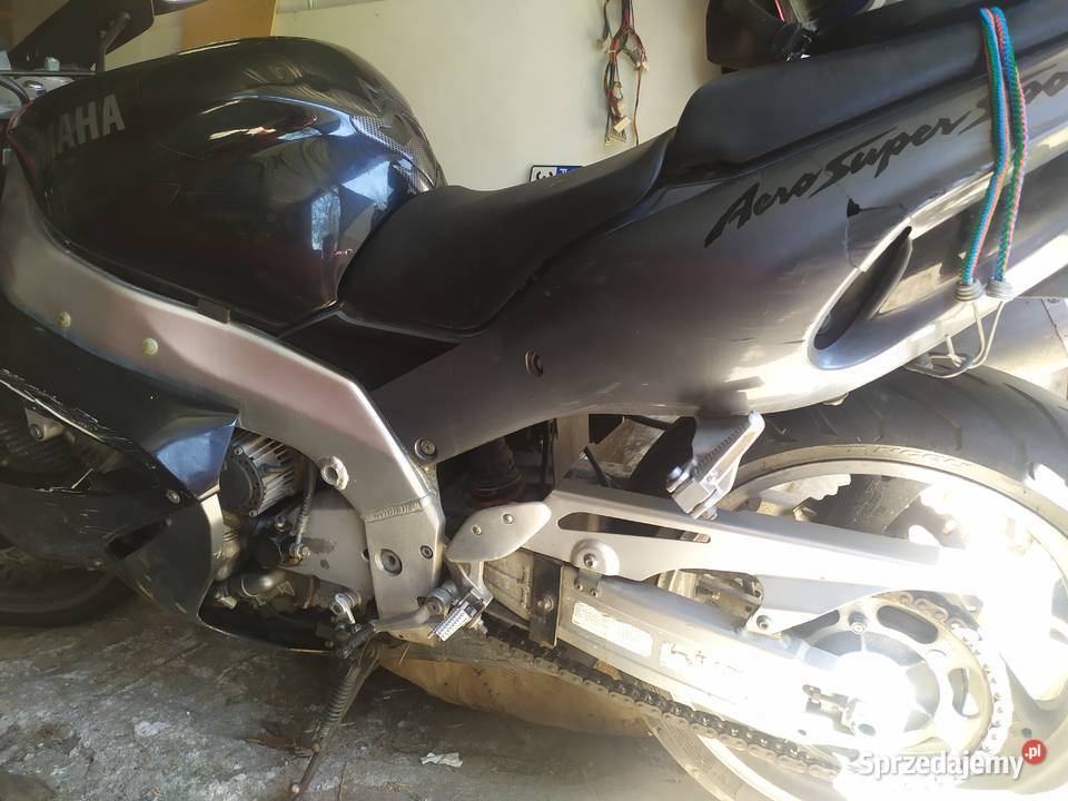 YAMAHA YZF 1000R Motoryzacja