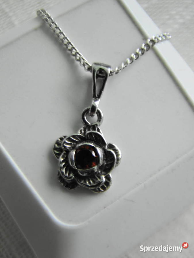 Śliczny naszyjnik srebro i rubinowa cyrkonia srebro Warszawa