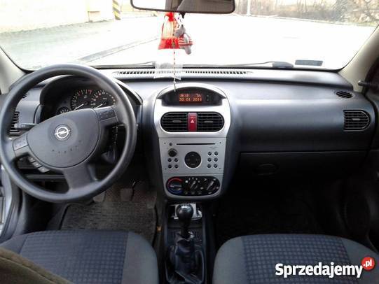 Opel Corsa C 10 2002 r Uszkodzony silnik Wadowice