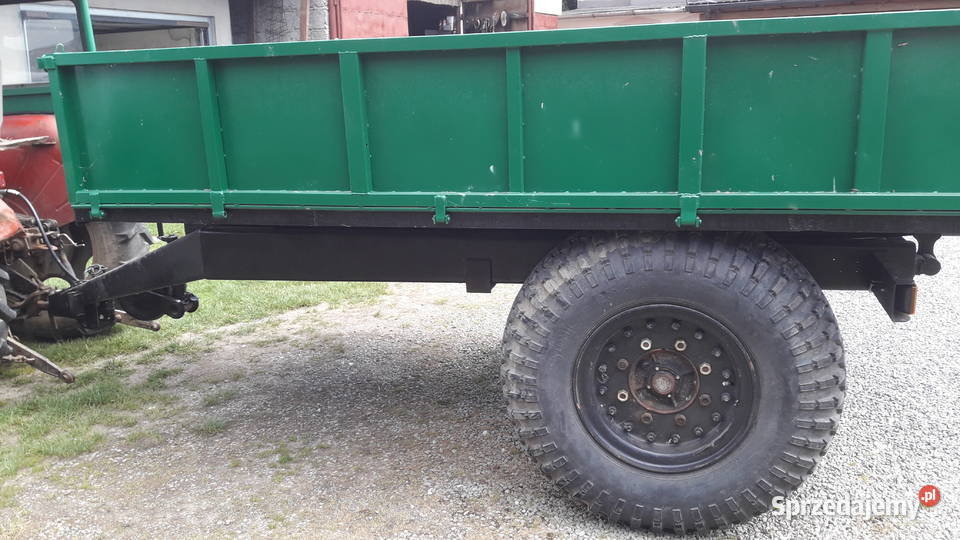 Przyczepa wywrotka jednoosiowa do tyłu nieuszkodzony Przyczepy rolnicze Padew Narodowa