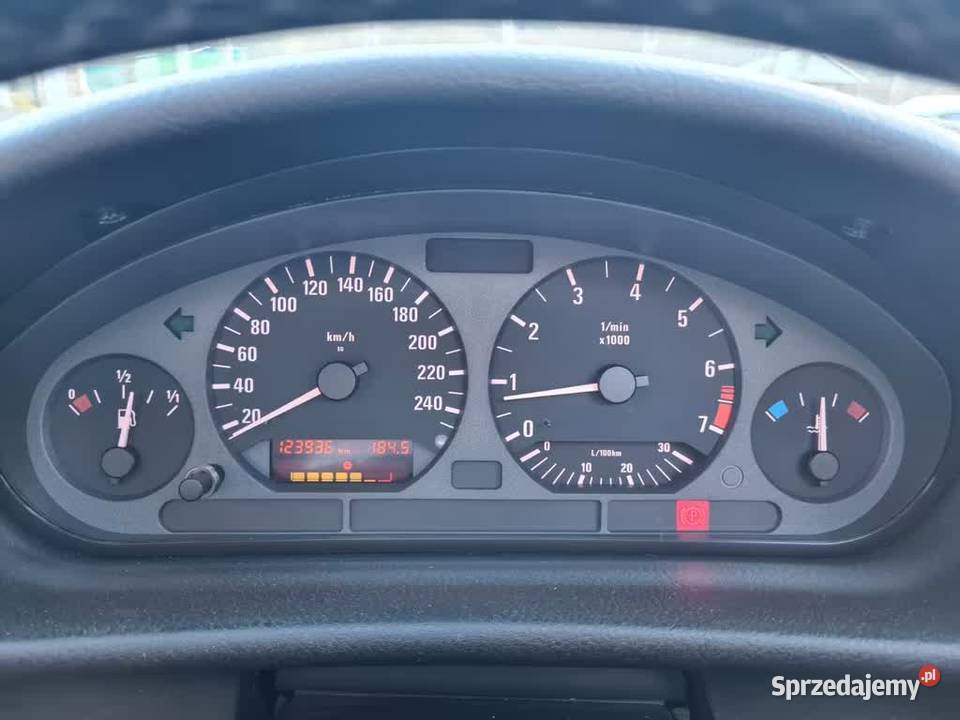 BMW E36 cabrio 28 manualna