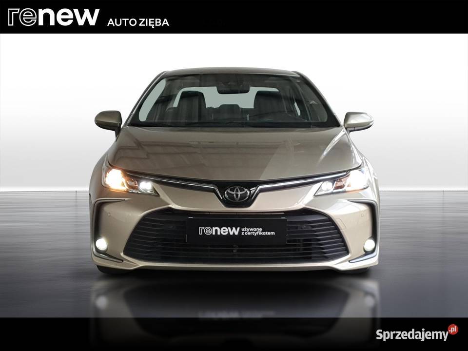 TOYOTA Corolla Sedan 15 Comfort 125 pakiet TECH