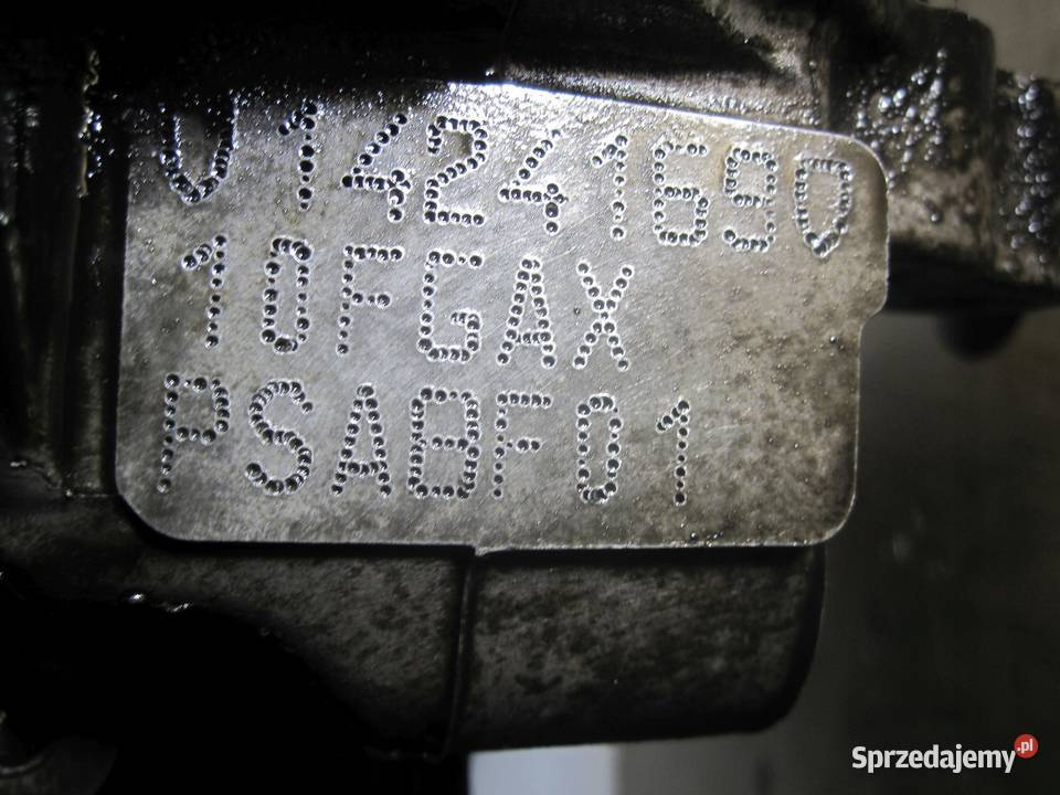 Peugeot 308 14 VTI 8F01 10FGAX silnik kompletny osobowe Motoryzacja świętokrzyskie sprzedam