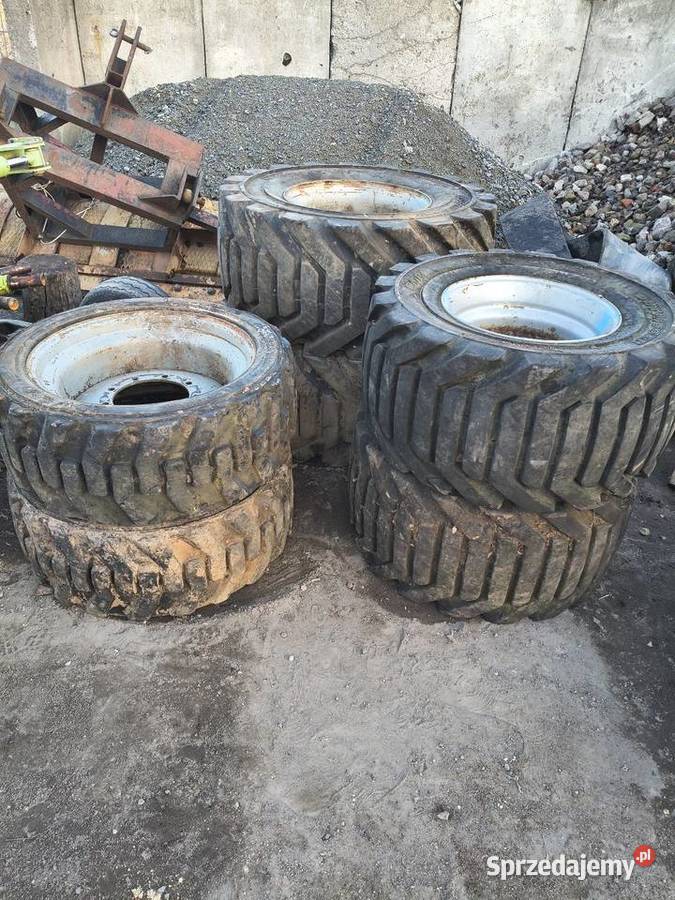 Opony pelne do ładowarki R165 i R 195 Lucynowo