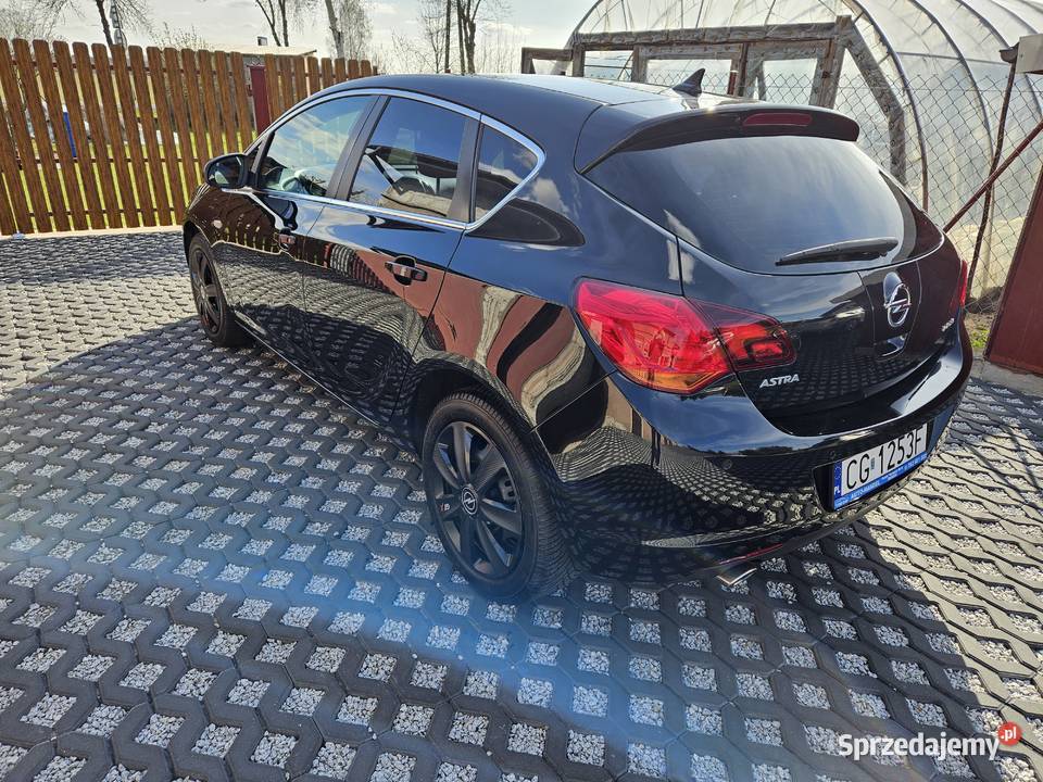 Opel Astra J Cosmo 14T 140KM Astra Kamionna