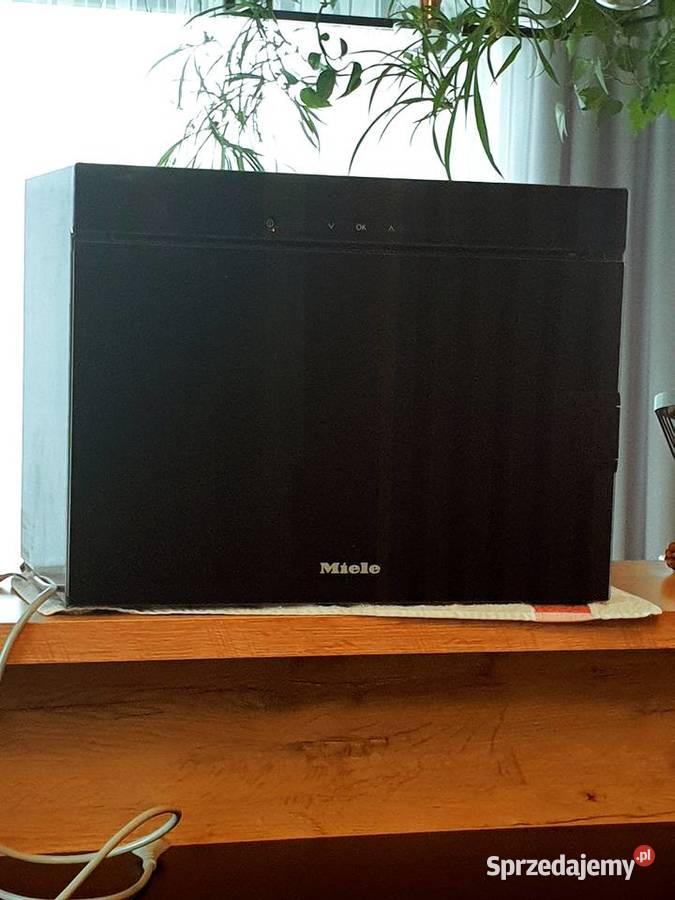 Piekarnik parowy Miele DG 6010 Skołyszyn