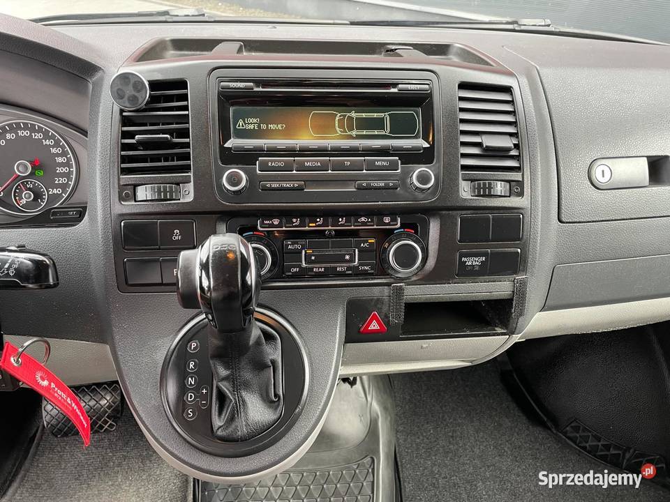 Volkswagen Caravelle 20 9 0s długi klima automat 336000km