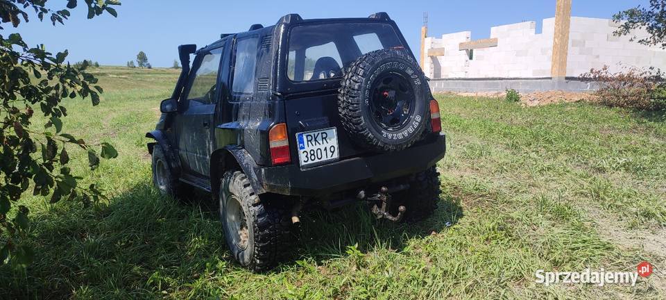 Suzuki Vitara 16 Rok produkcji 1992 Brzozów