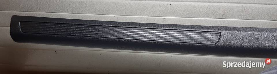 LISTWA PROGU PRAWA VW GOLF VII 5D HB 5G4853372 Wyposażenie wnętrza Części samochodowe Mielęcin