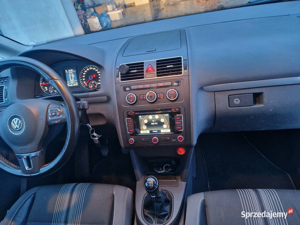Volkswagen Touran 16 tdi 105 wersja MATCH Sawin