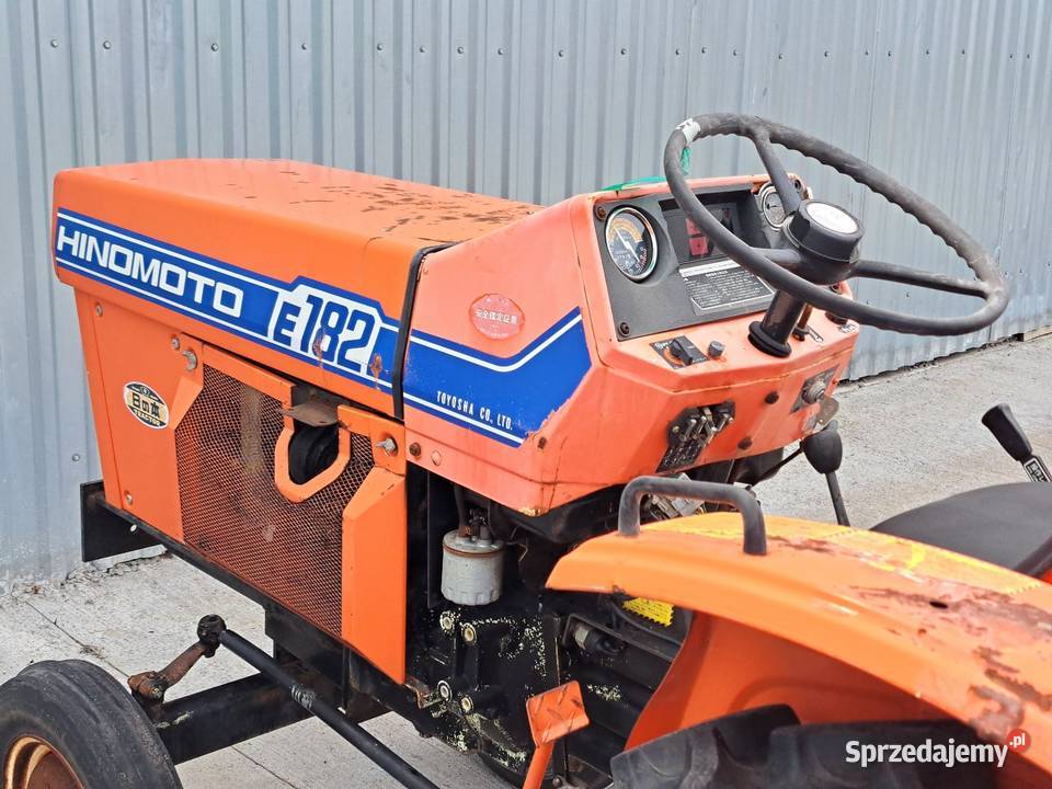 Traktorek traktor HINOMOTO E182S 18 24 Małuszyn
