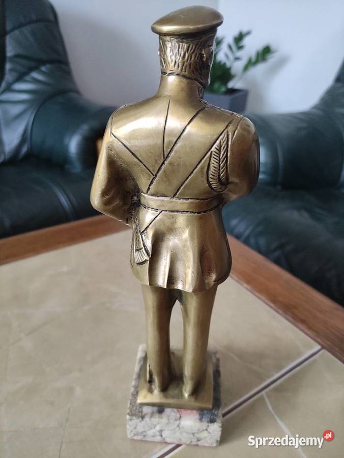 Józef Piłsudski statuetka rzeżba z brązu Janów Lubelski