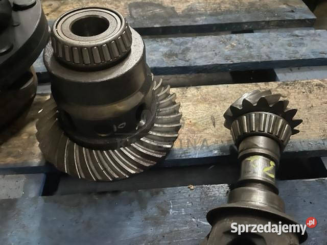 Bob Cat mechanizm róźnicowy Atak i talerz 14x32 Części i osprzęt rolniczy Jastrzębniki