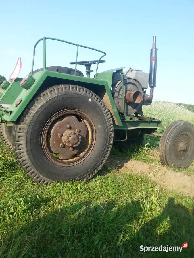 Es sam papaja inny traktor 10 000 nieuszkodzony sprzedam