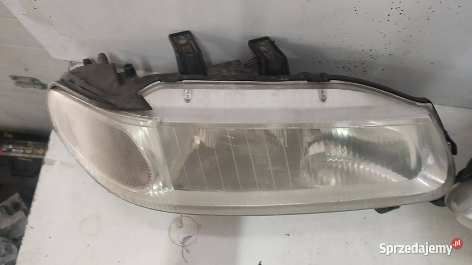 360G LAMPA REFLEKTOR ELEKTRYCZNY PRAWY LEWY Włoszczowa