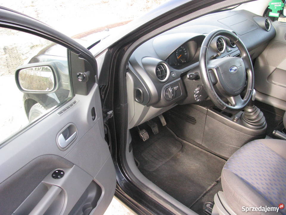 Ford Fiesta 16 Benzyna 101 czarny Wrocław