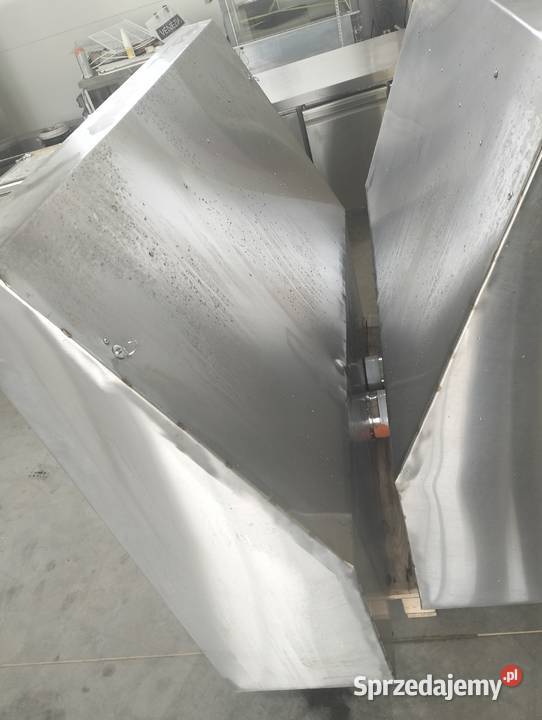 Okap trapezowy gastronomiczny 150x40x122