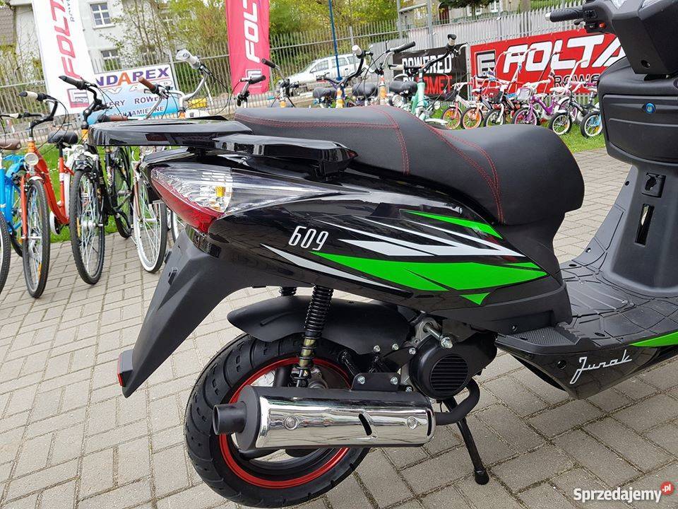 Skuter Junak 6092T nieuszkodzony Morąg