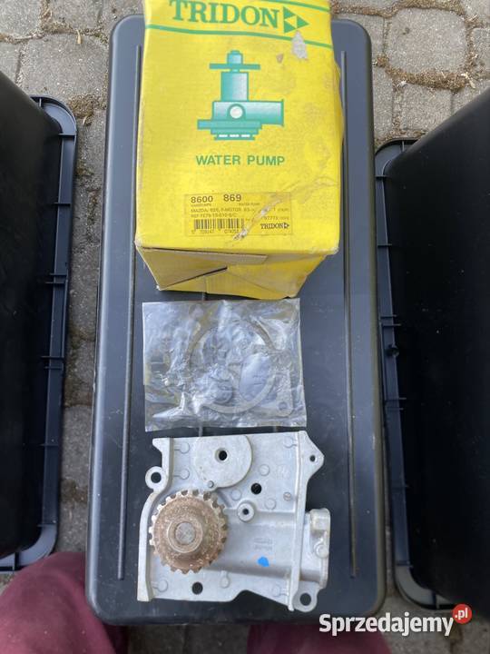 NOWA pompa wody Mazda 626 929 FMotor 83 r GMB Pompy wody Kamocin sprzedam