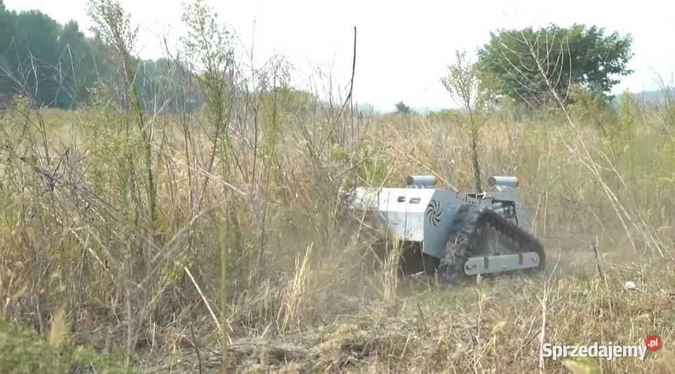 Nowa Kosiarka skarpowa spalinowa plus pług Ścinawica
