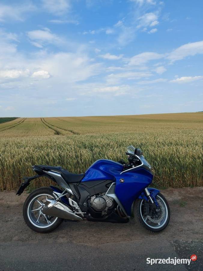Honda VFR1200F 2012 manual lift kufry podgrzewane manetki Honda Opole