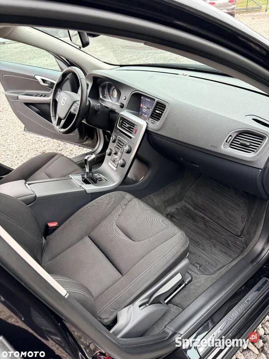VOLVO V60 2017R 20DIESEL Tarnów
