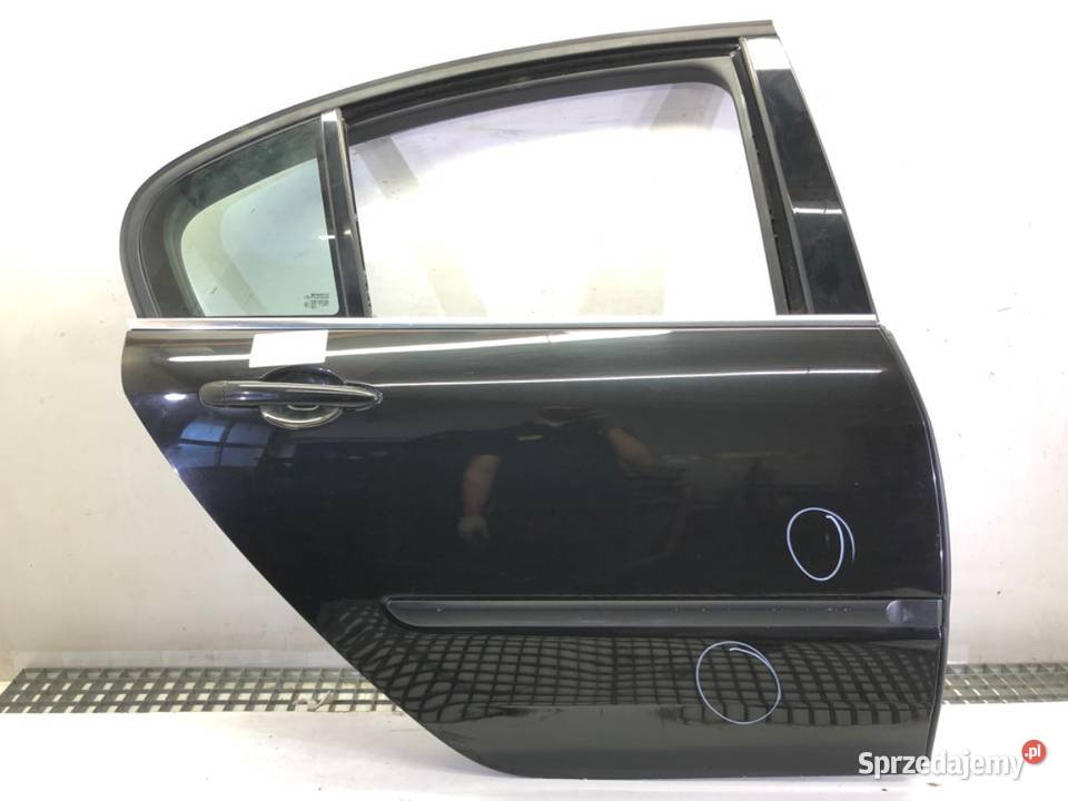 DRZWI PRAWY TYŁ RENAULT LAGUNA III Hatchback