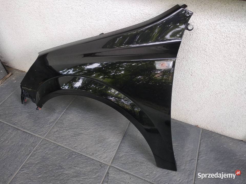 Opel Astra H GTC błotnik przedni lewy kierowcy Sieradz