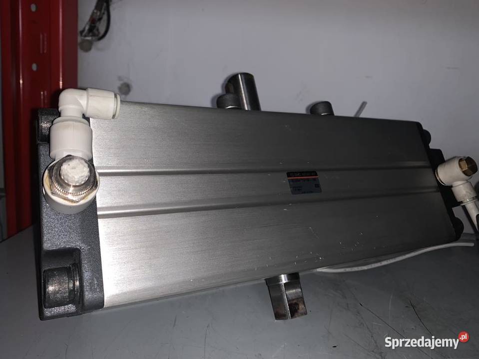 SMC ECDRA1BW100180 Rotary cylinder Warszawa