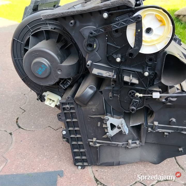Nagrzewnica kompletna z dmuchawą Ford Focus Mk2 osobowe Zbąszyń