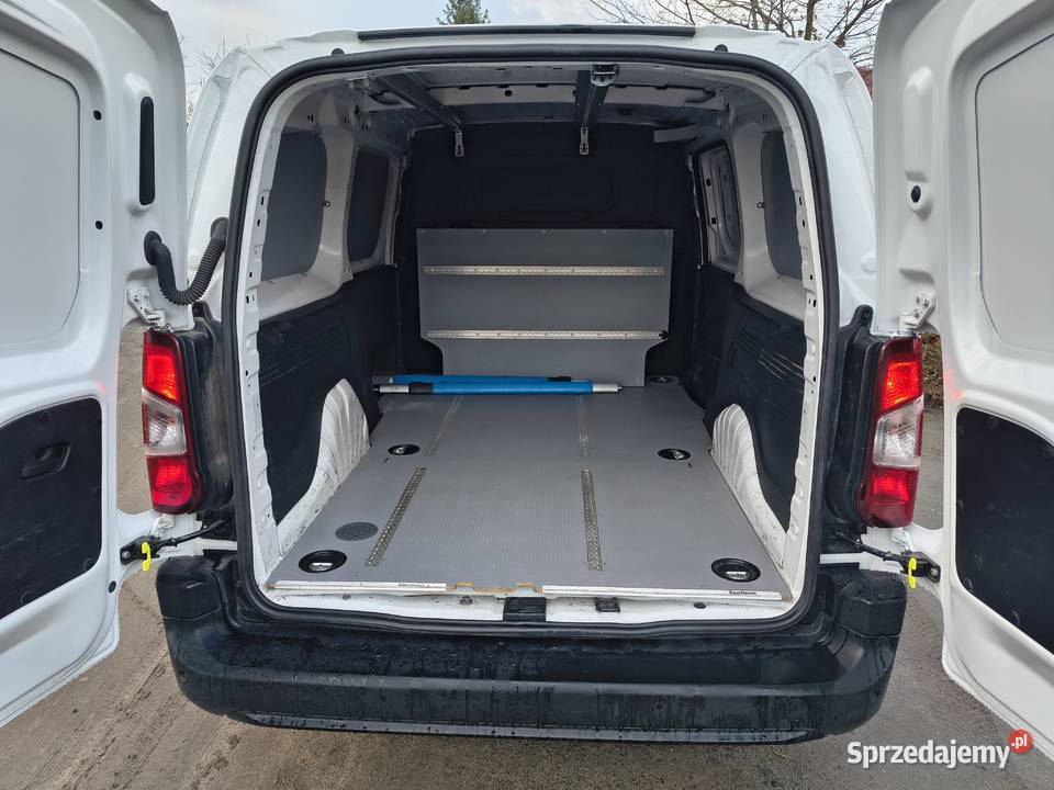 Opel Combo berlingo partner proace 2023 r Konin