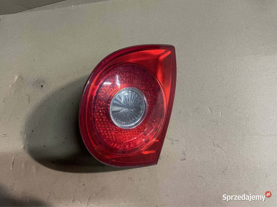 lampa klapy tył prawa vw golf V 5 prawe Lampy tylne Szczecin