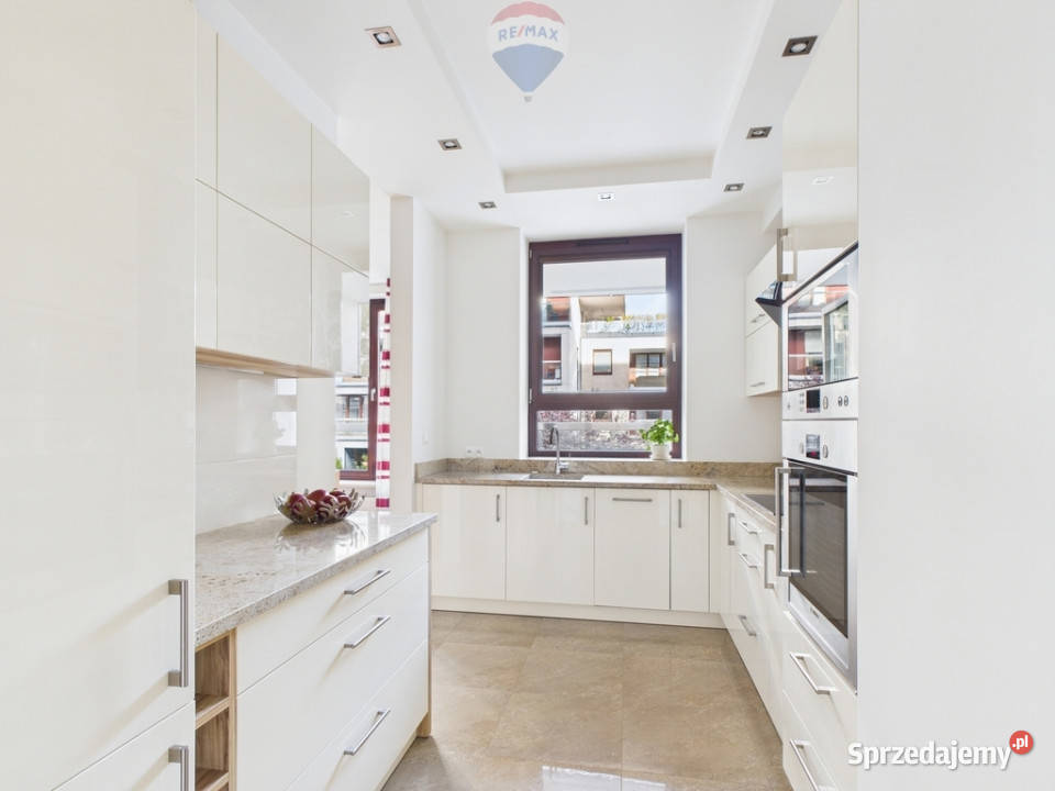 APARTAMENT W PRESTIŻOWEJ INWESTYCJI POWIŚLE Nieruchomości Warszawa
