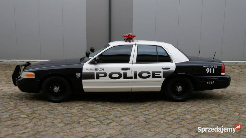 Ford Crown 46 V8 P71 Oryginał Klimatyzacja Stan wspomaganie kierownicy Koszalin