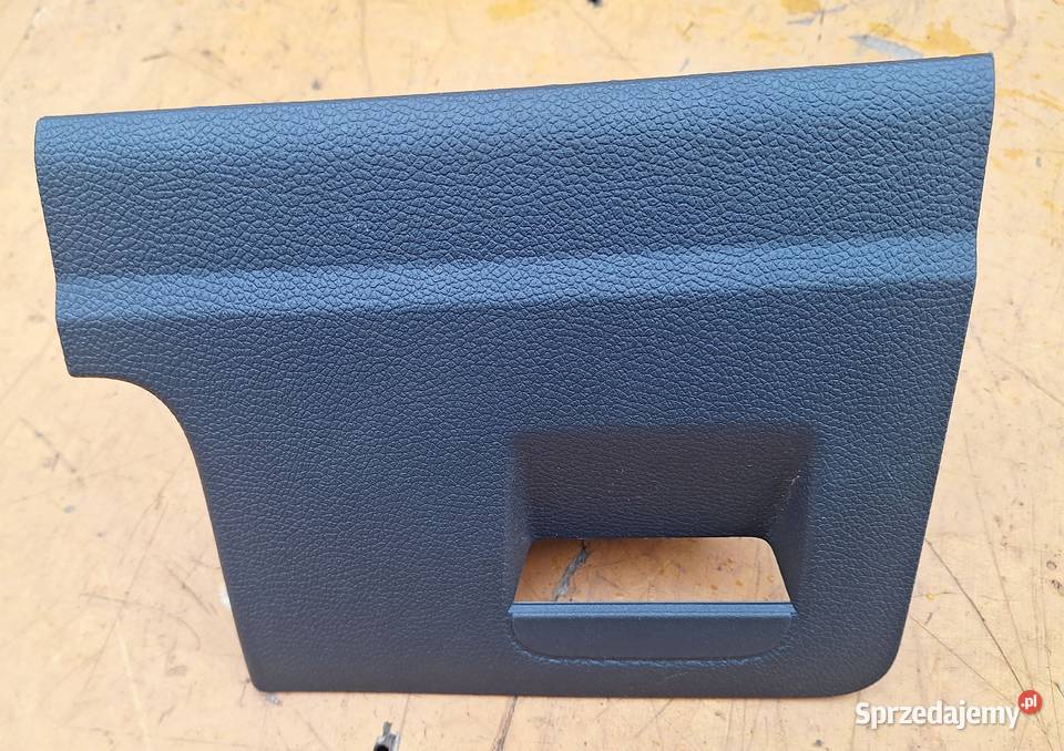 SKODA VW GOLF V SCHOWEK DESKI KONSOLI KIEROWCY Radom