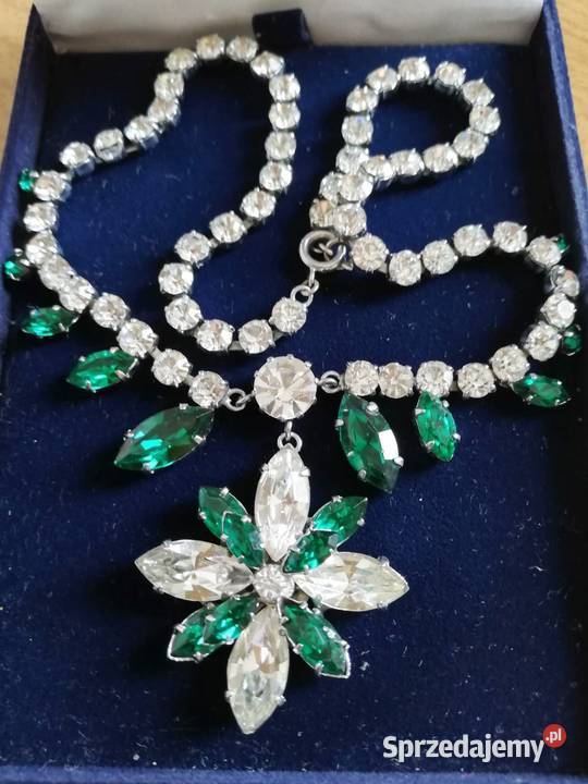 Naszyjnik ze szmaragdowymi markizami i
